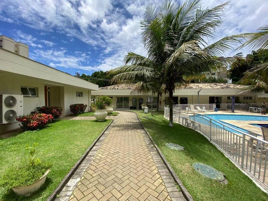 Apartamento à venda com 2 quartos, 72m² - Pendotiba,