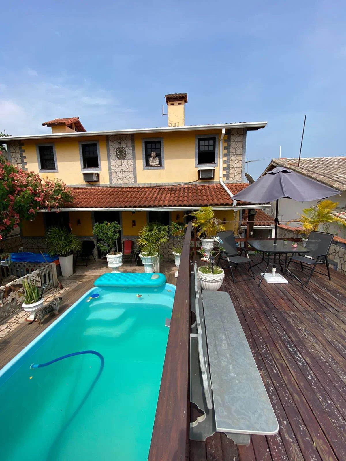 Casa à venda com 2 quartos, 230m² - Flamengo,Maricá