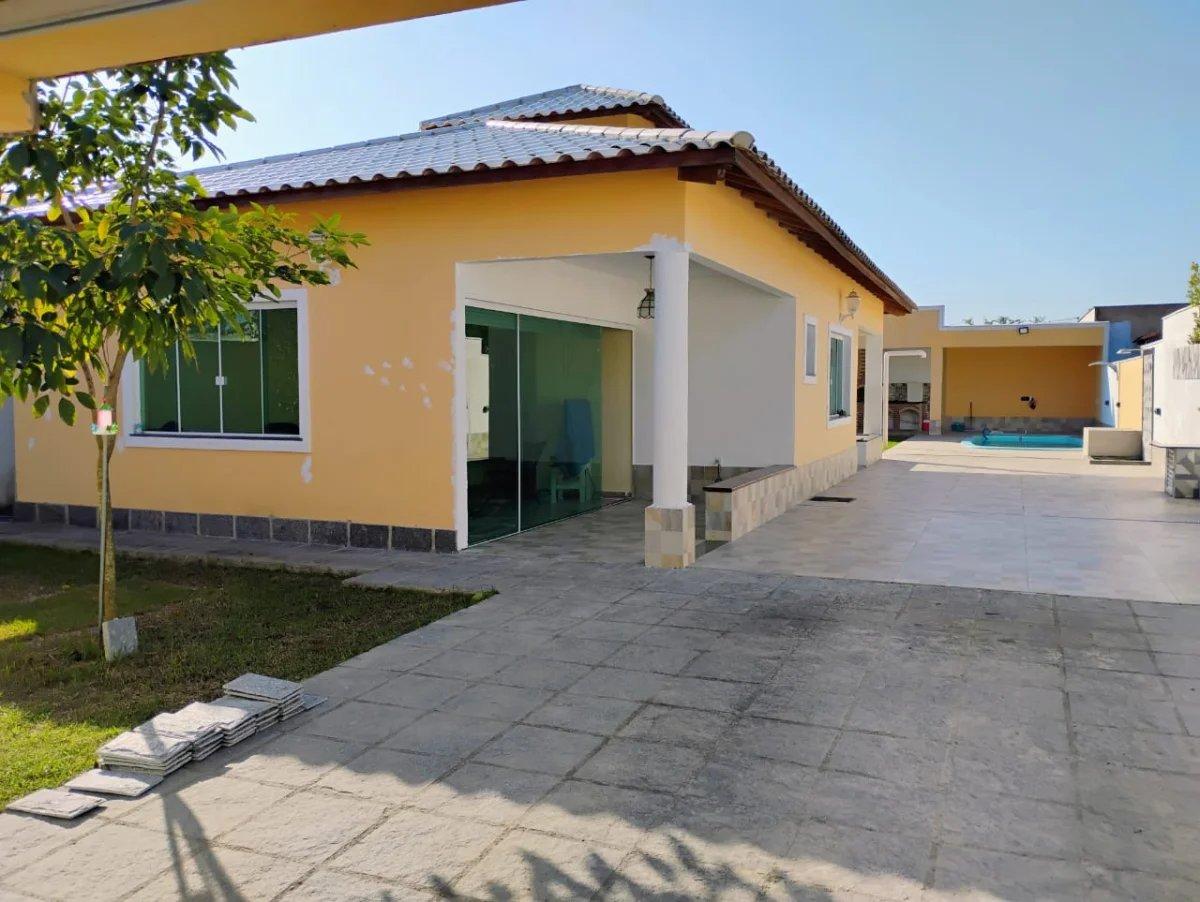 Casa à venda com 2 quartos, 157m² - Jardim Atlântico Leste (Itaipuaçu),