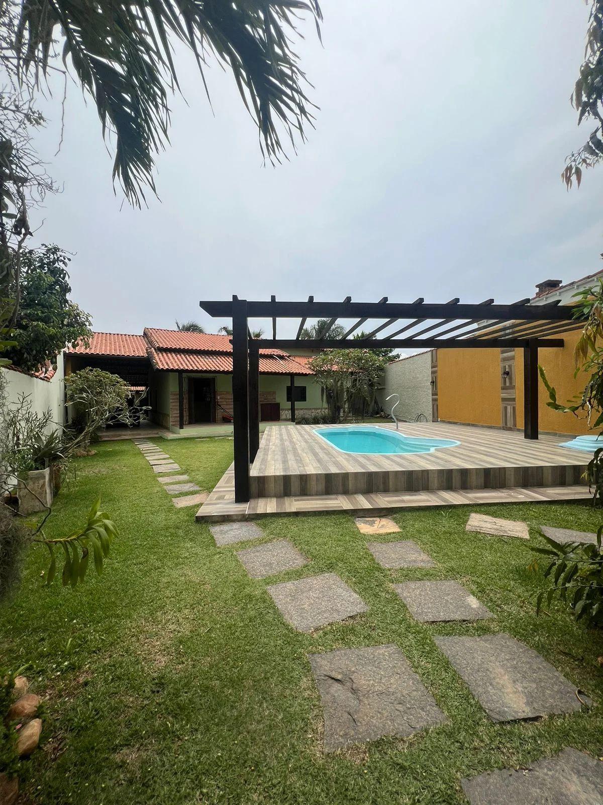 Casa à venda, Jardim Atlântico Leste (Itaipuaçu), com 2 quartos, 546m² - Rafael Ferreira