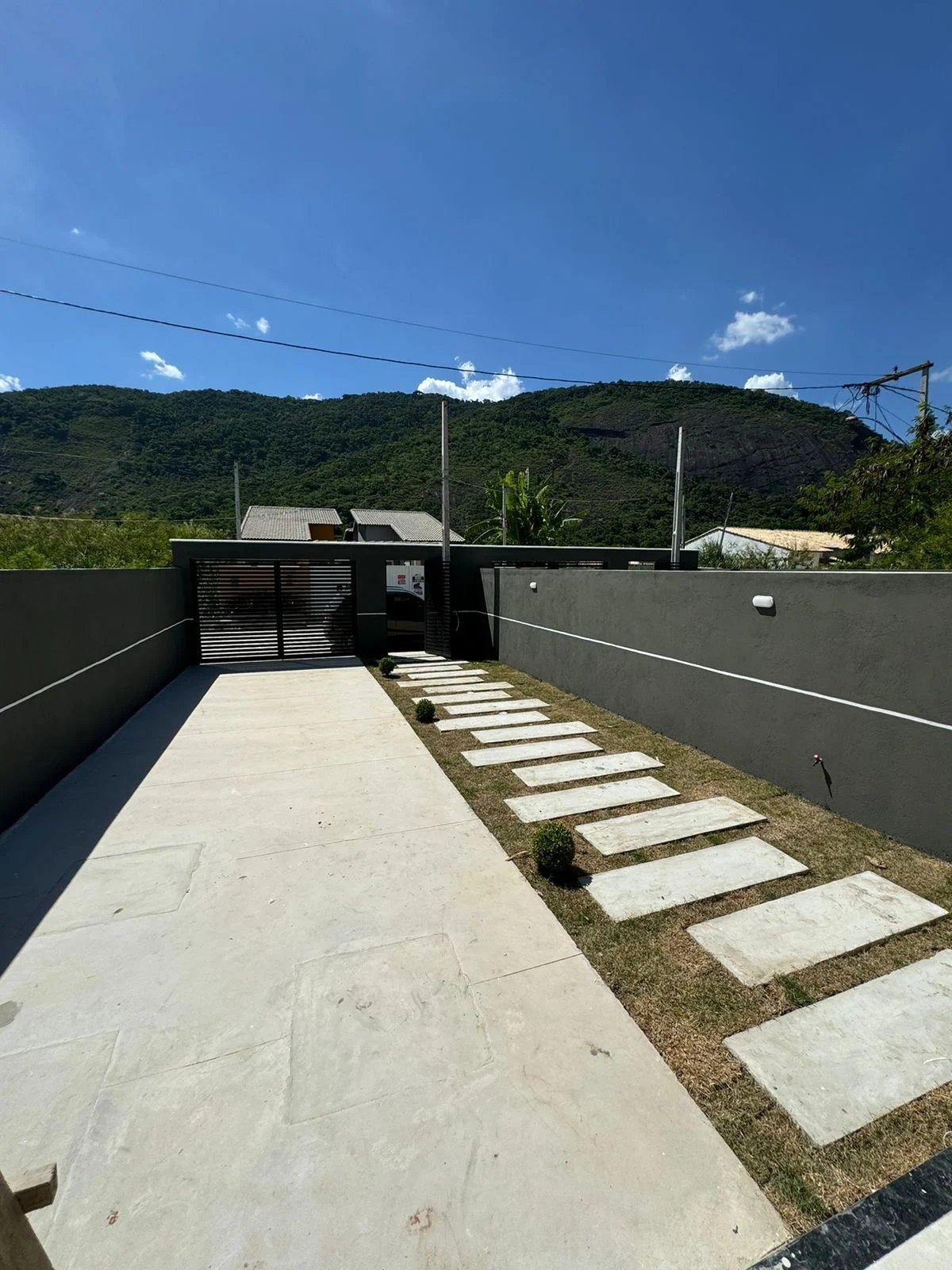 Casa à venda com 3 quartos, 94m² - Barroco (Itaipuaçu),