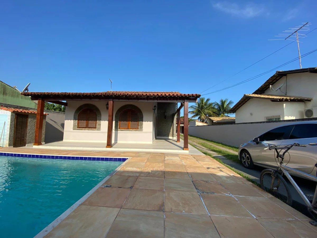 Casa à venda com 3 quartos, 258m² - Barroco (Itaipuaçu),Maricá