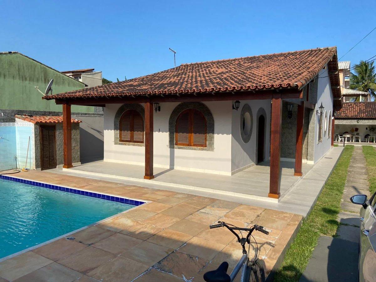 Casa à venda com 3 quartos, 258m² - Barroco (Itaipuaçu),Maricá