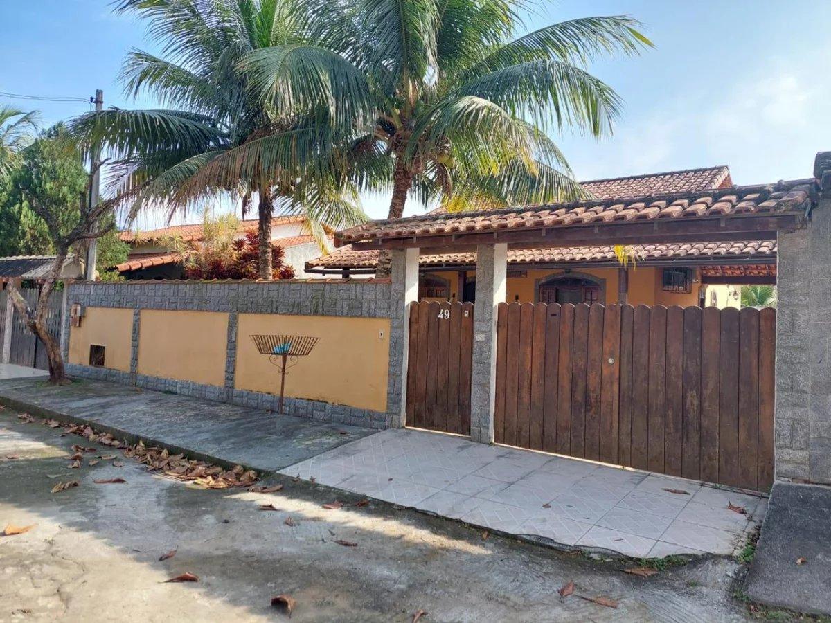 Casa à venda com 3 quartos, 260m² - Itapeba,Maricá