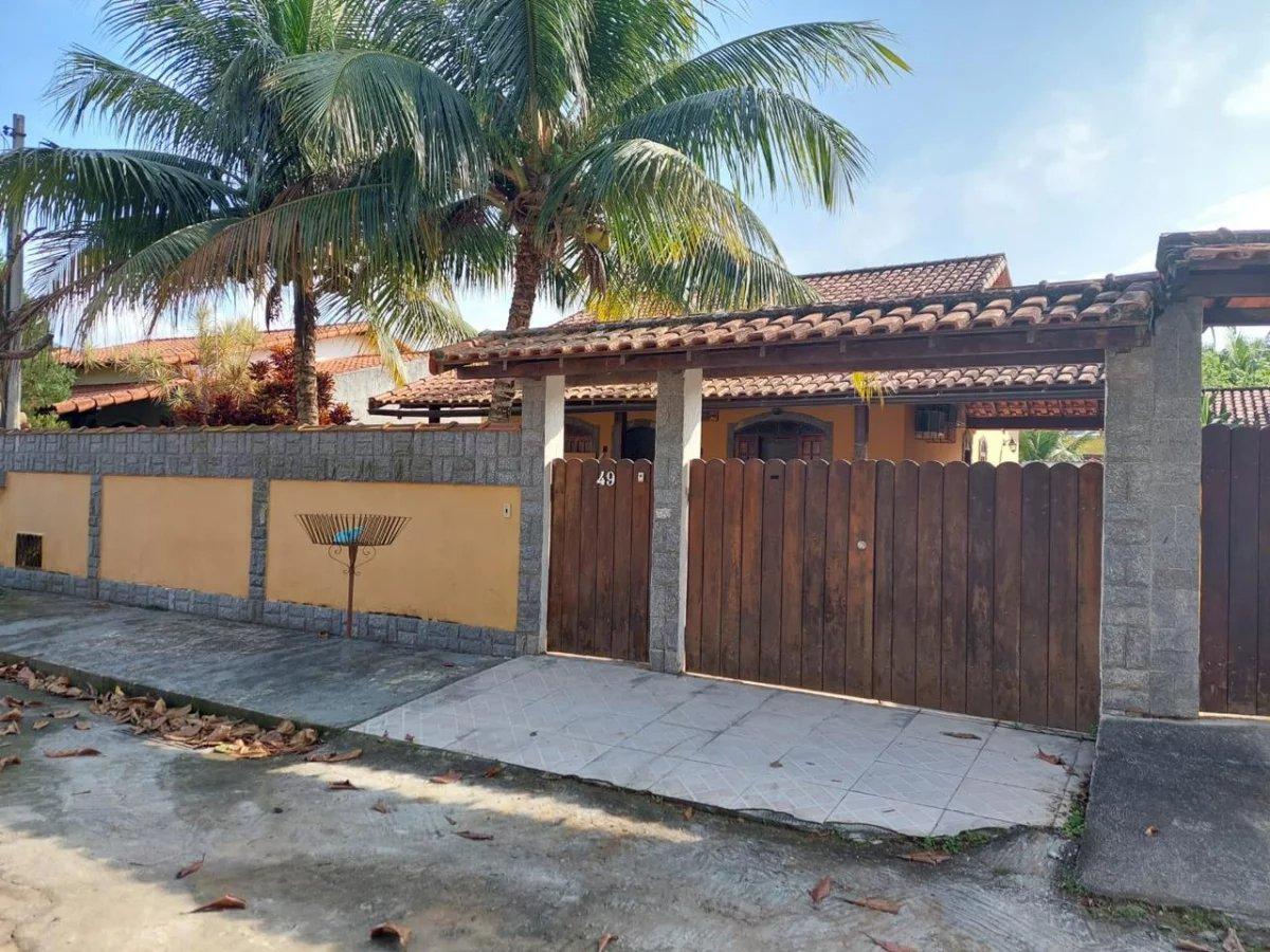 Casa à venda com 3 quartos, 260m² - Itapeba,Maricá
