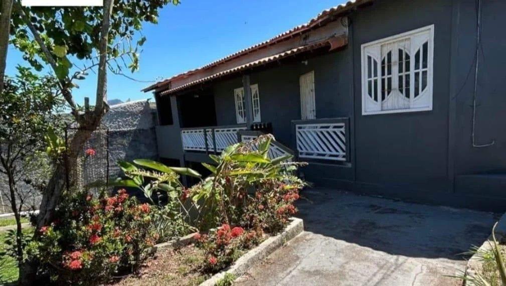 Casa à venda com 3 quartos, 137m² - Jardim Atlântico Leste (Itaipuaçu),