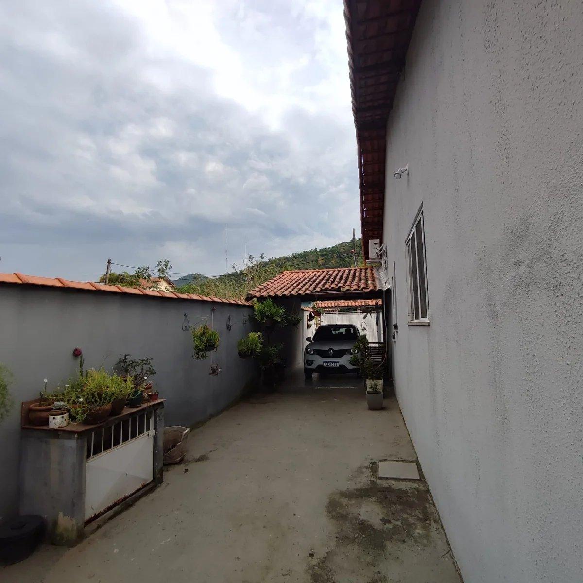 Casa à venda com 3 quartos, 240m² - São José do Imbassaí,Maricá