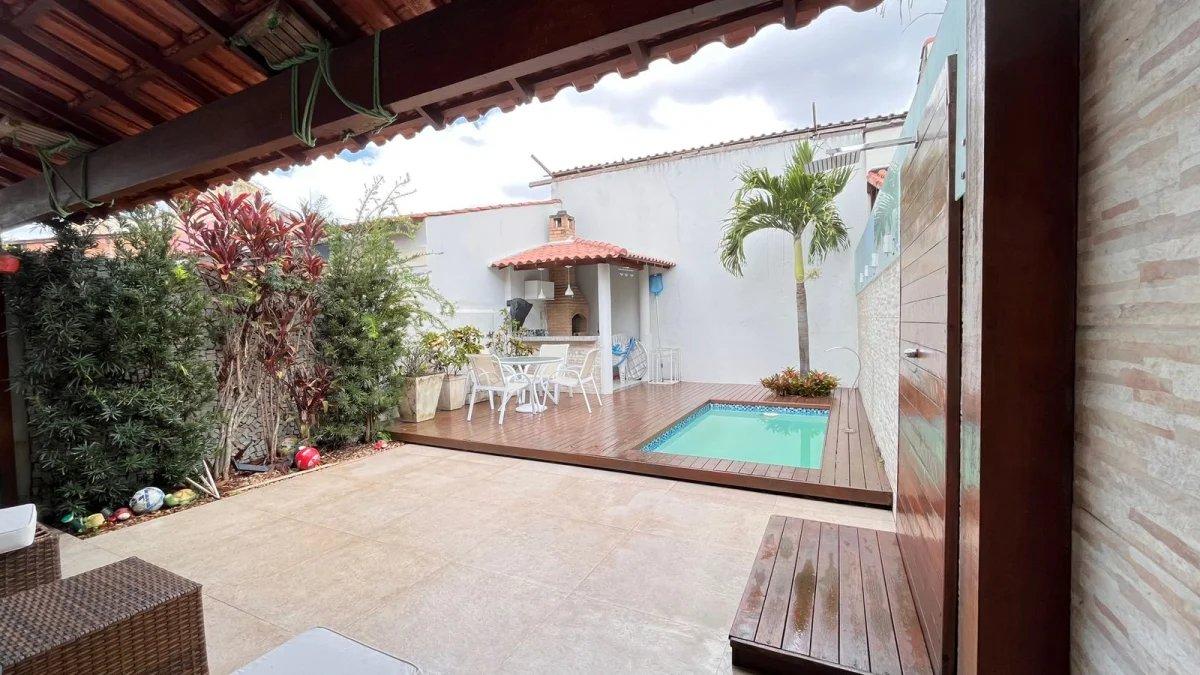 Casa à venda com 3 quartos, 120m² - Serra Grande,Niterói
