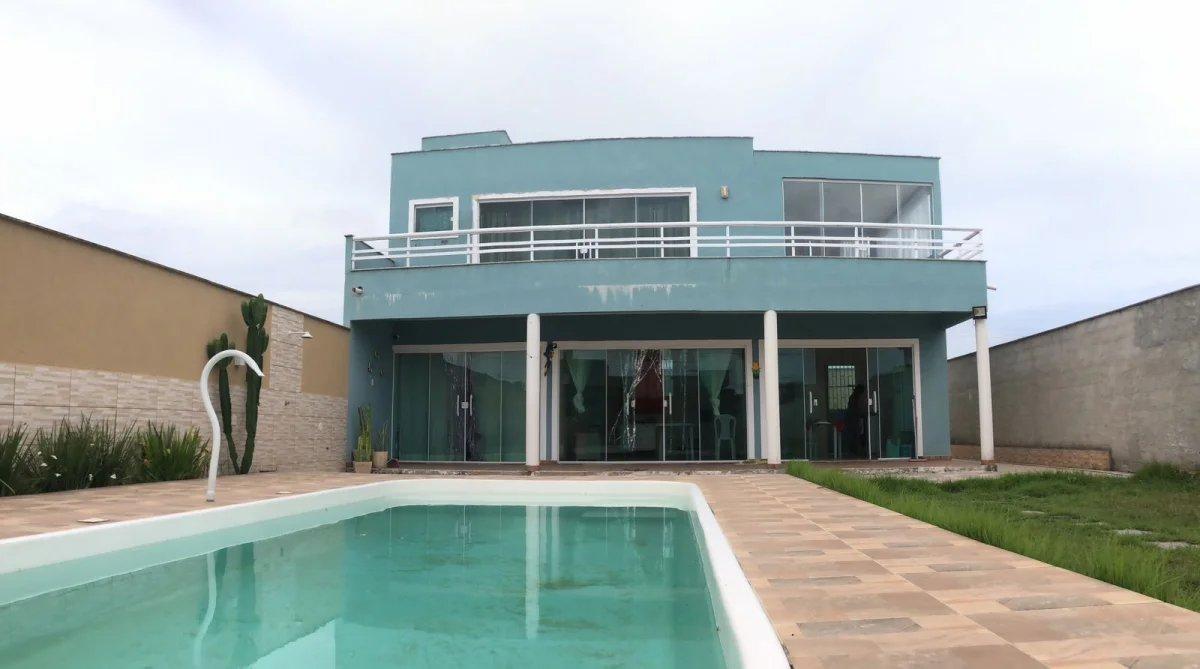 Casa à venda com 3 quartos, 240m² - Jardim Atlântico Leste (Itaipuaçu),