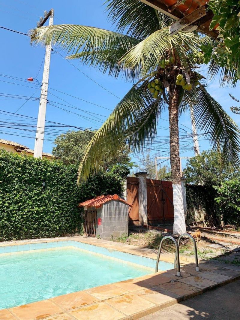 Casa à venda com 4 quartos, 190m² - Itaipuaçu,