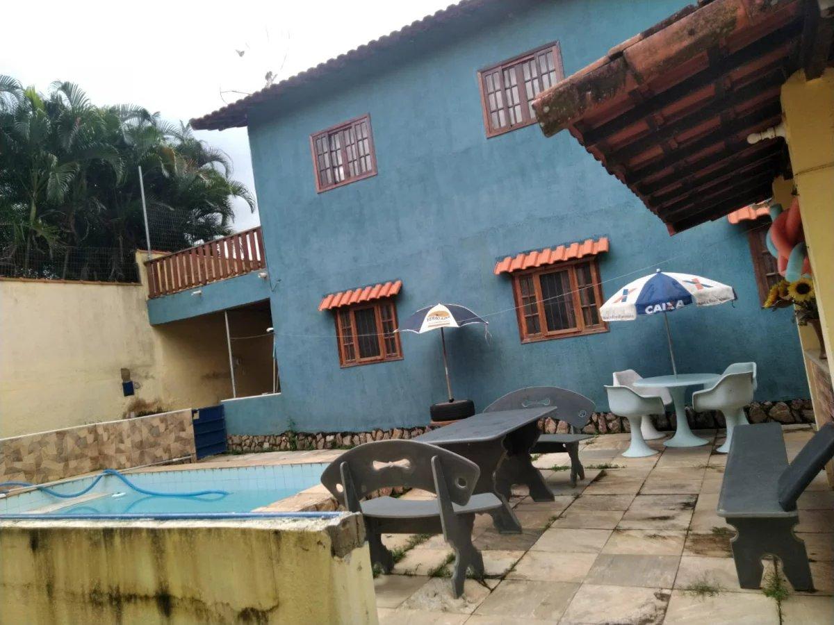 Casa à venda com 4 quartos, 240m² - Jacaroá,Maricá