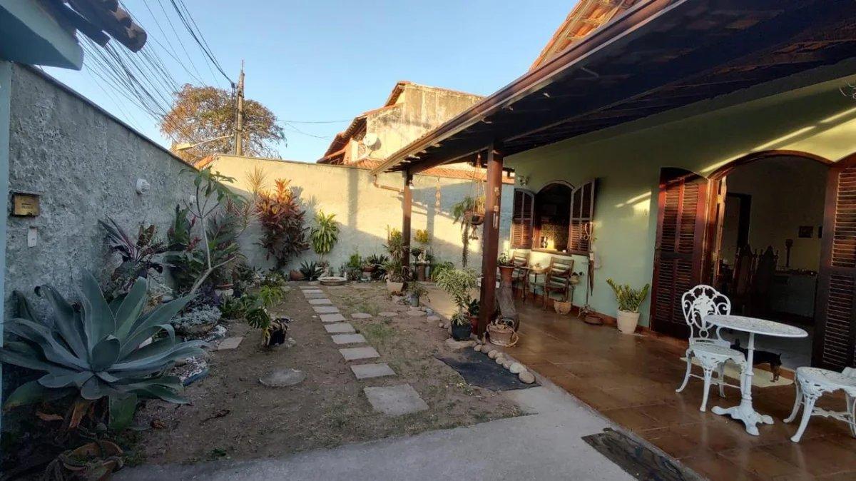 - Casa com 4 quartos, 280m², à venda em Maricá, Jardim Atlântico Central (Itaipuaçu)