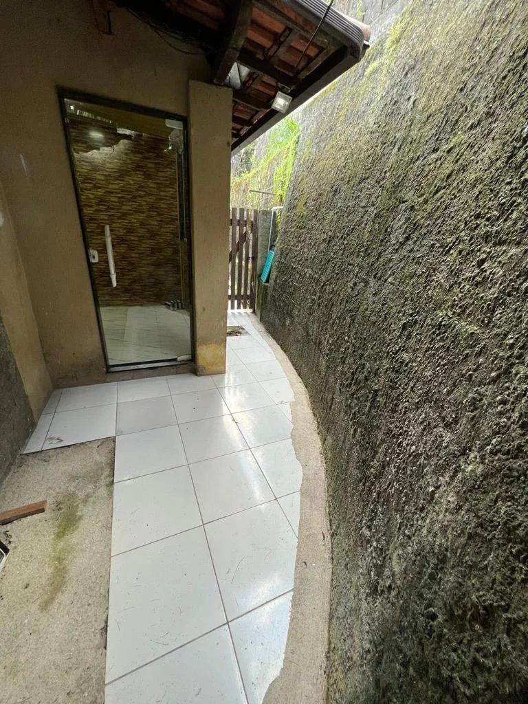  - Casa com 4 quartos, 1800m², à venda em Niterói, Maravista