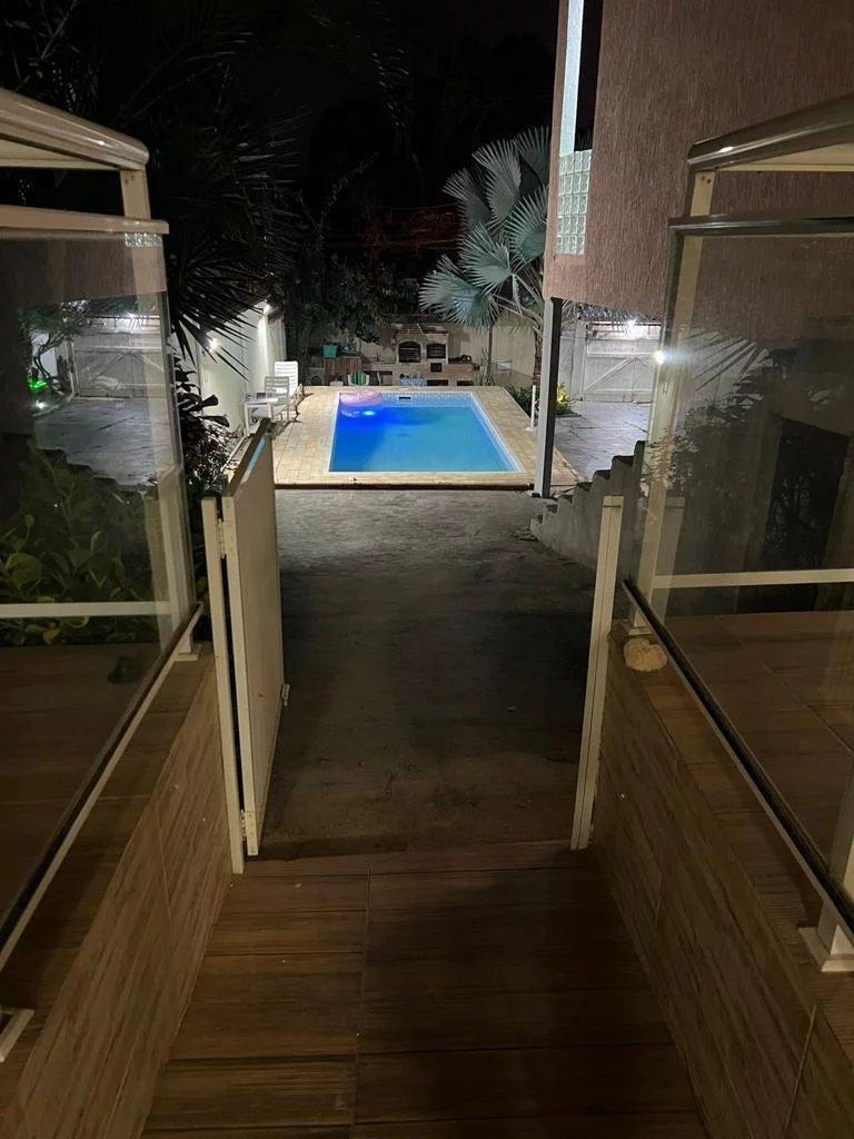 Casa à venda com 4 quartos, 1800m² - Maravista,