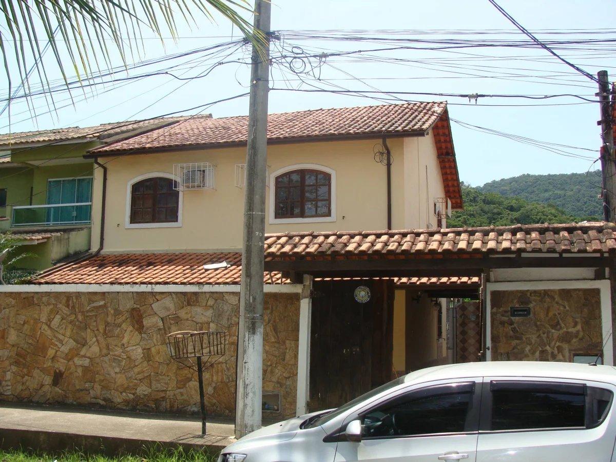 Casa à venda com 4 quartos, 167m² - Serra Grande,Niterói