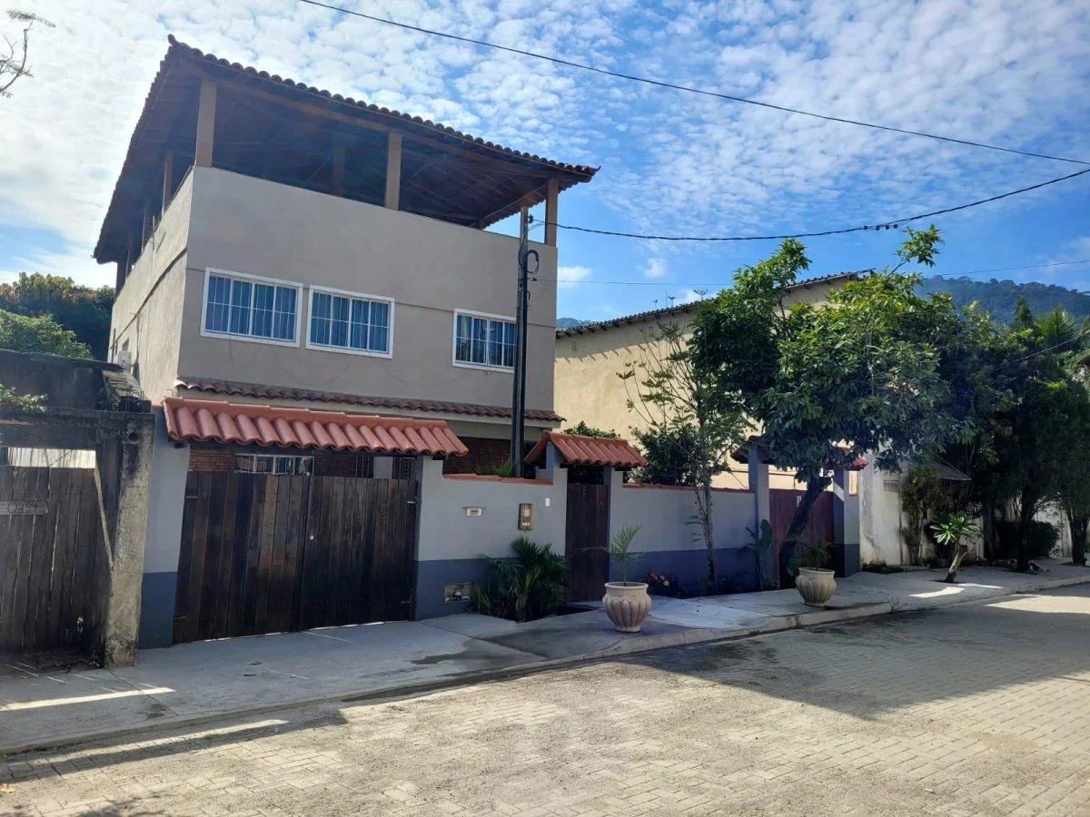 Casa à venda com 6 quartos, 327m² - Engenho do Mato,Niterói