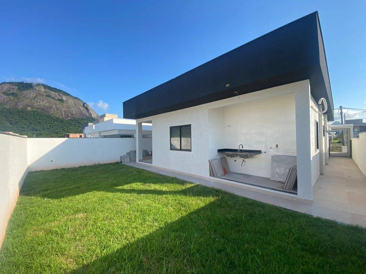 Casa à venda com 3 quartos, 174m² - Jardim Atlântico Oeste (Itaipuaçu),