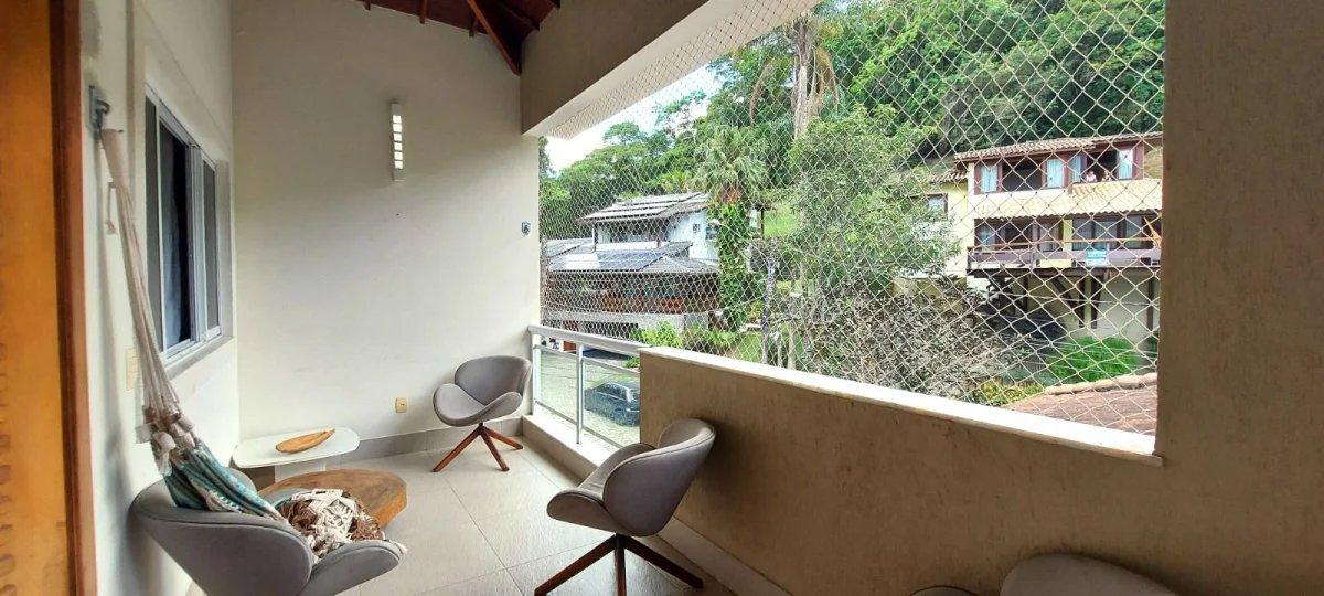 Casa à venda com 3 quartos, 320m² - Piratininga,Niterói