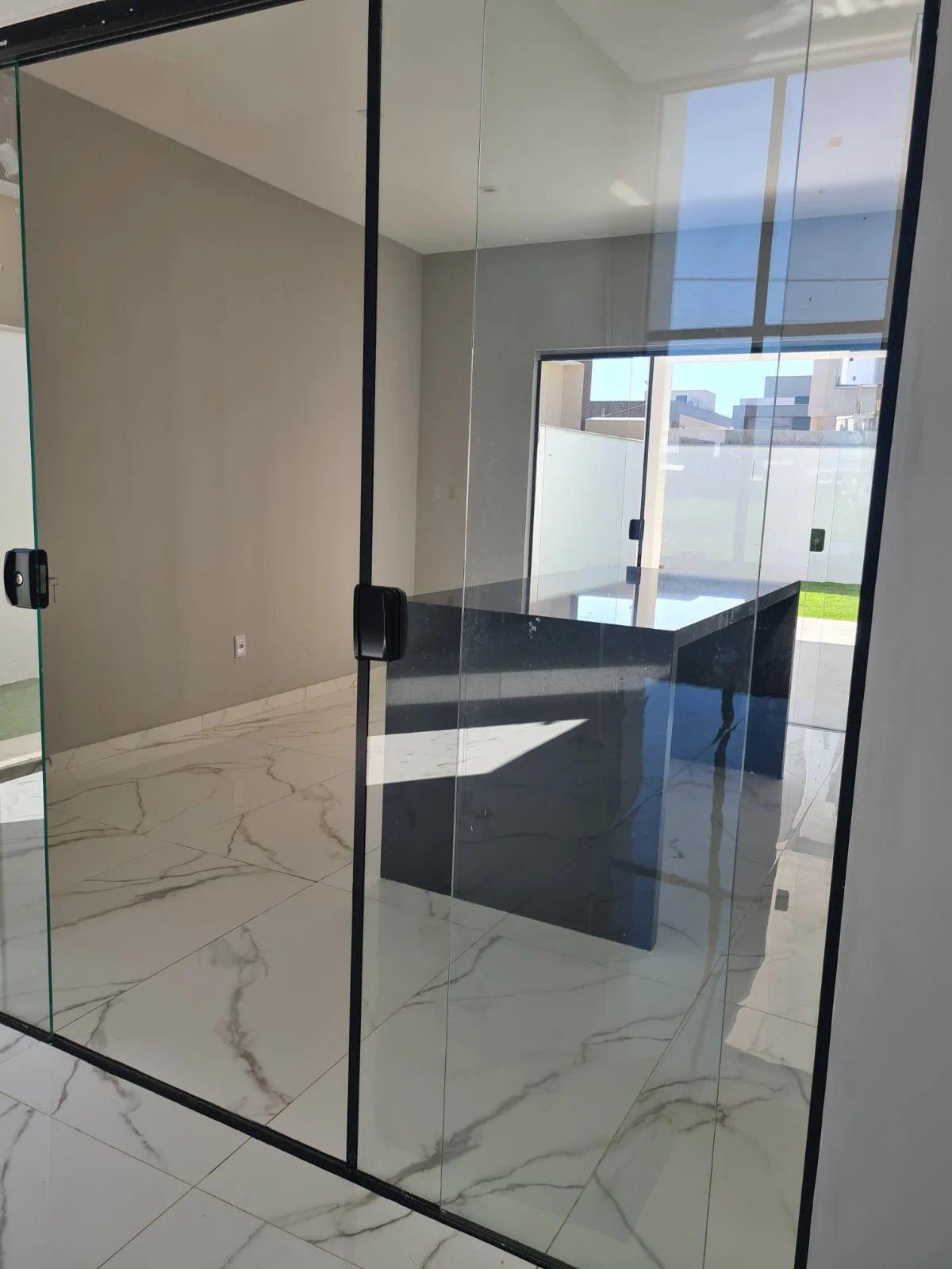  - Casa de condomínio Alphaville Marica com 3 quartos, 200m²