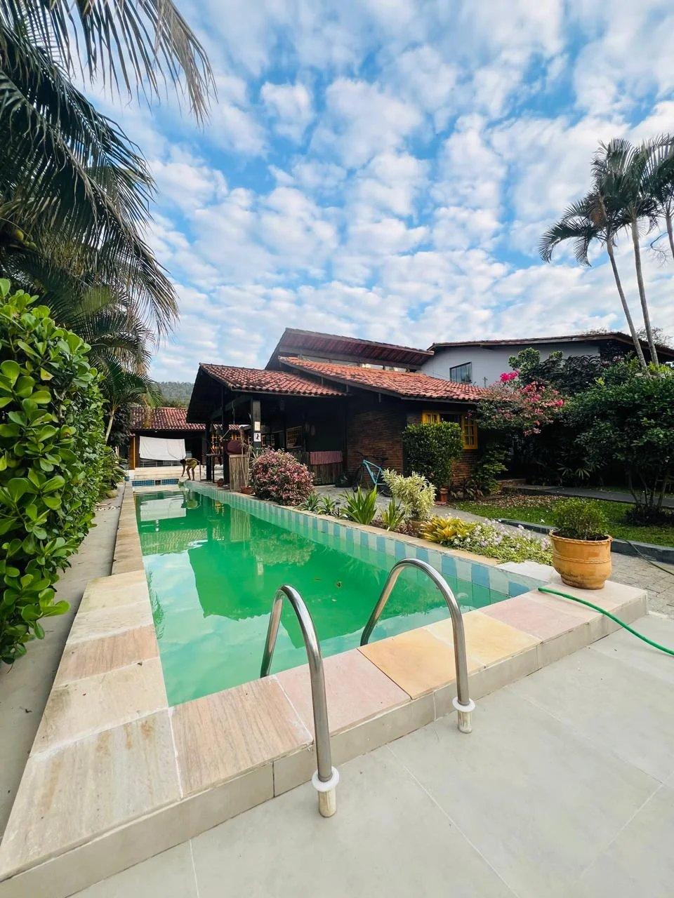 Casa de condomínio com 3 quartos, 280m², à venda em Niterói, Várzea das Moças - Rafael Ferreira