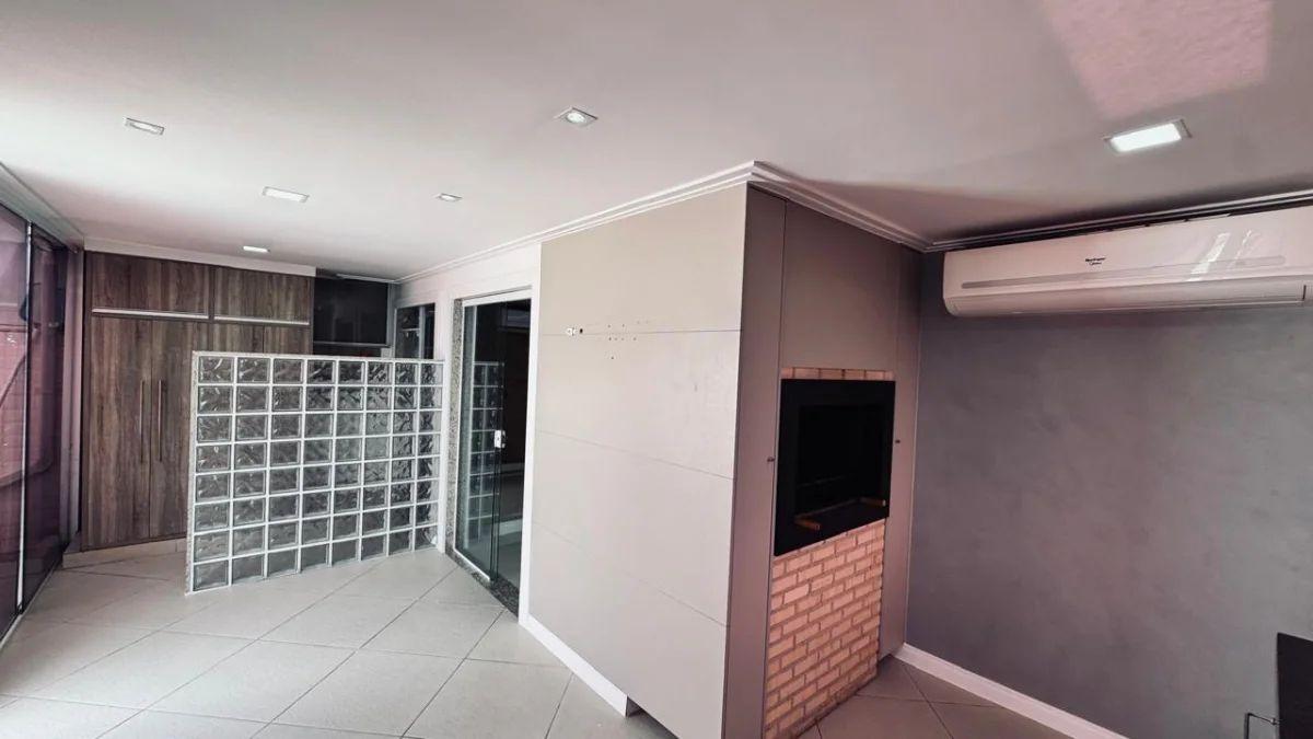  - Cobertura à venda, no Condomínio Ecopark,  em Niterói, Pendotiba, com 3 quartos, 155m²