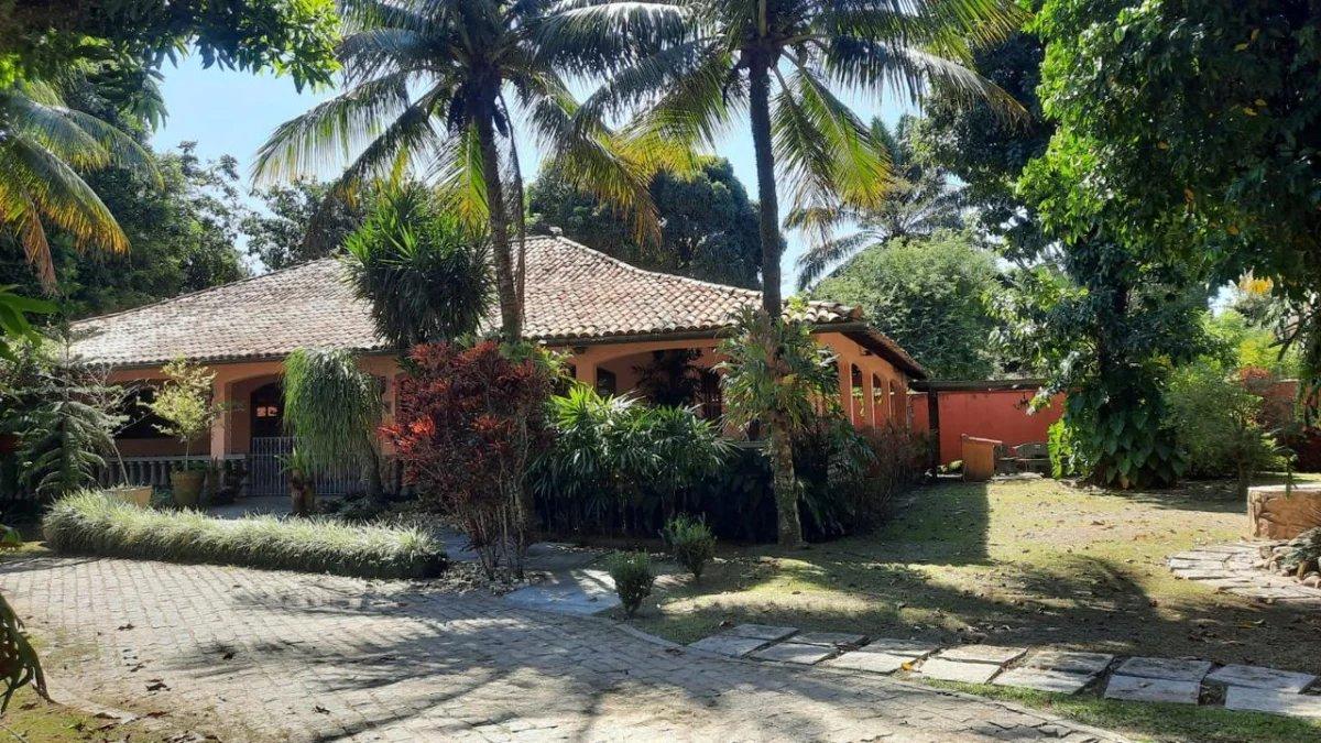  - Sítio com 5 quartos, 400m², à venda em Maricá, Vale da Figueira (Ponta Negra)