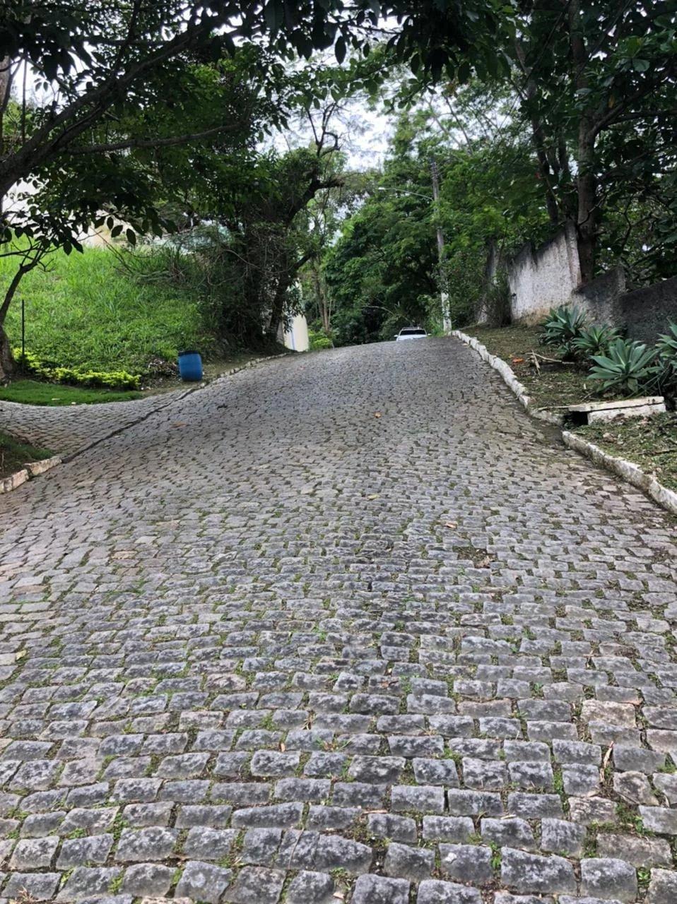  - Terreno, 580m², à venda em Niterói, Serra Grande