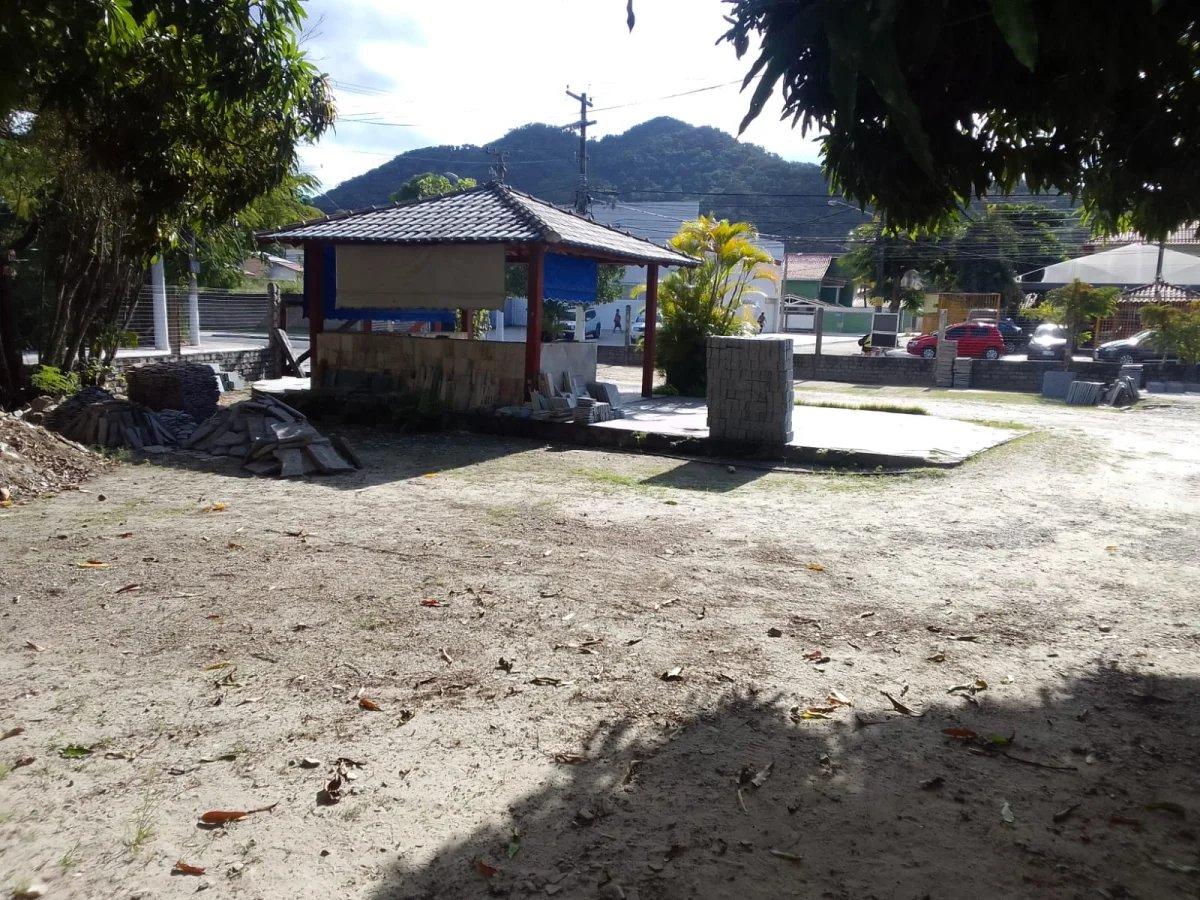  - Terreno, 600m², à venda em Niterói, Serra Grande